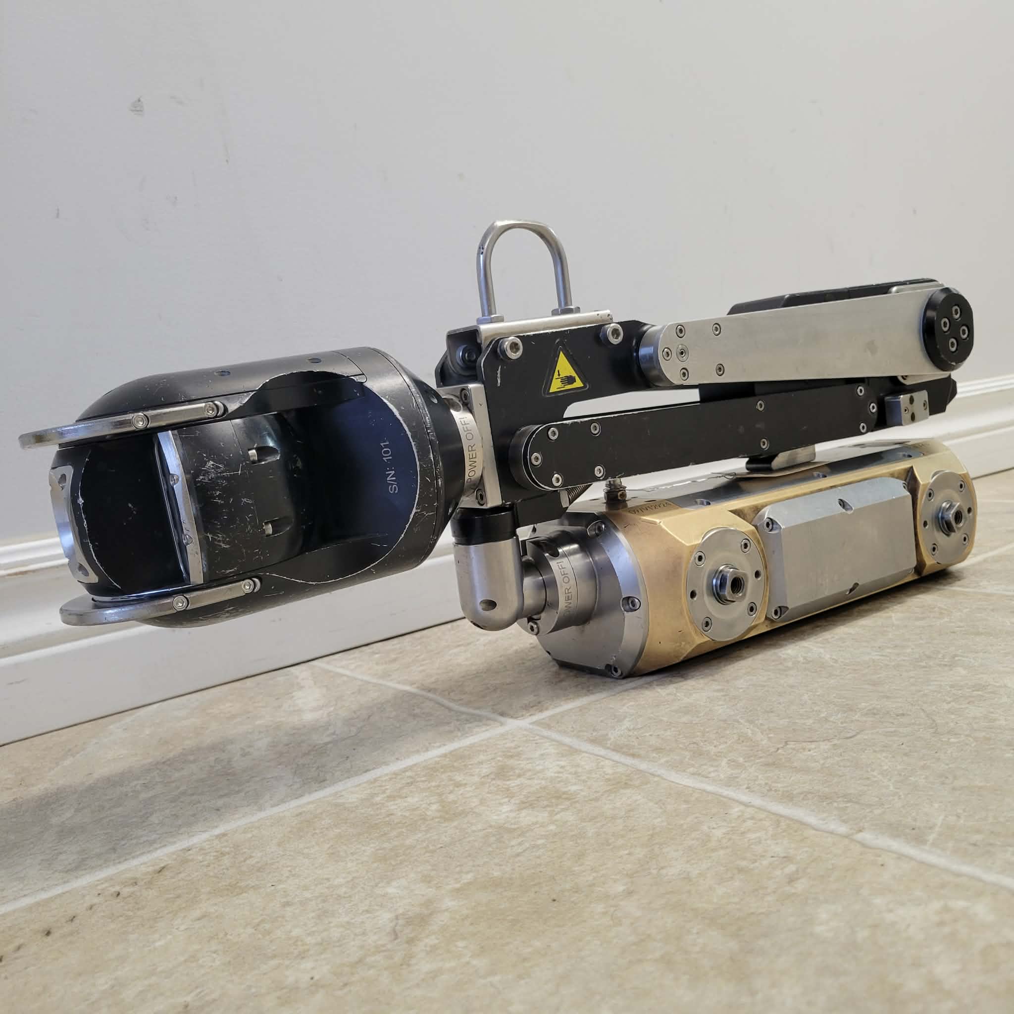 Caméra robotisée réparée par Access Spec